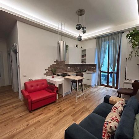Gam Gam Isola Room Rent Milán Exterior foto
