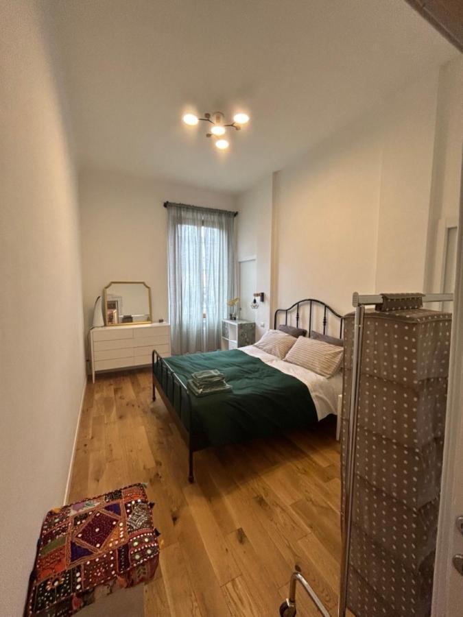 Gam Gam Isola Room Rent Milán Exterior foto